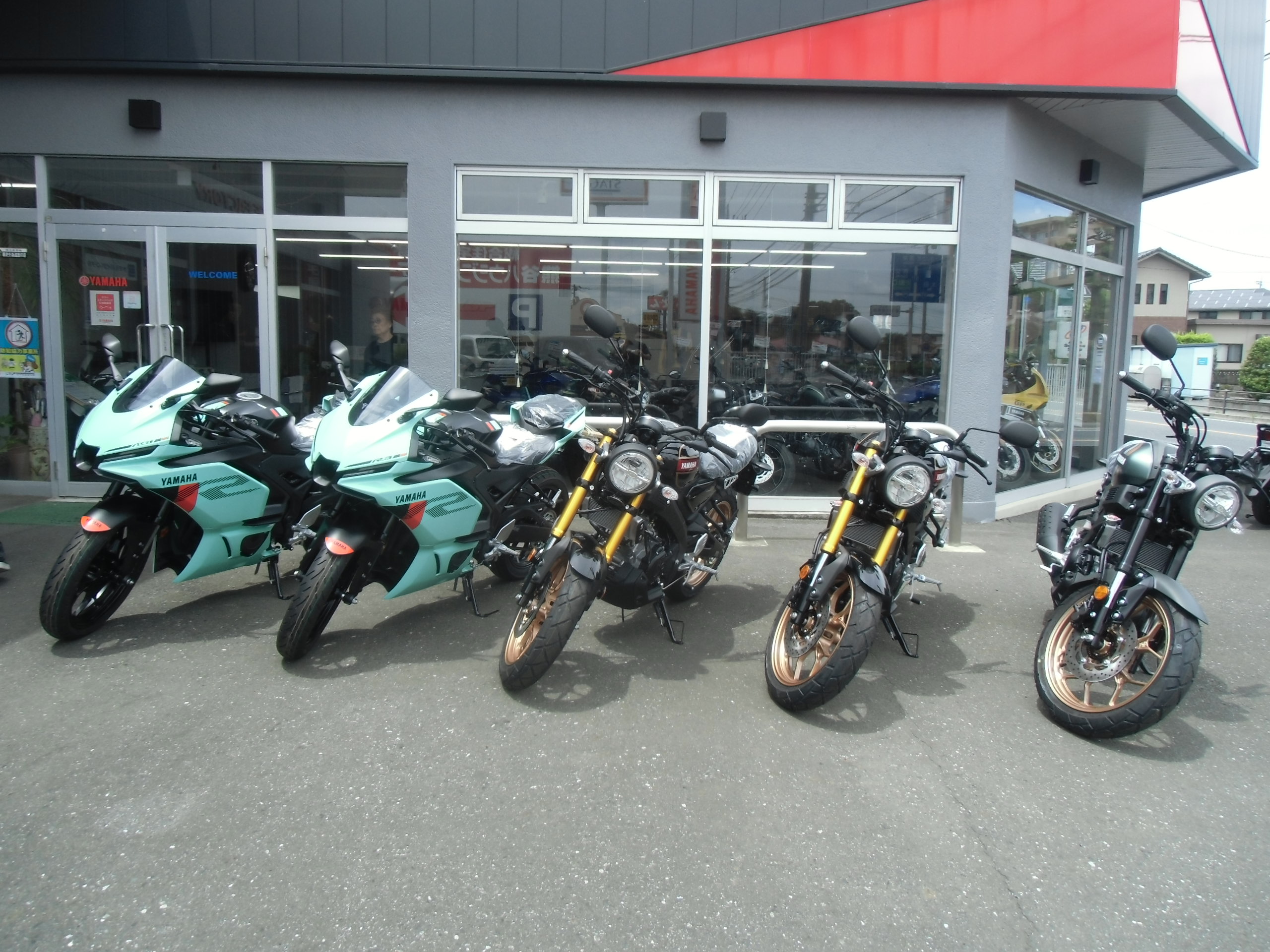 YZF-R3、XSR155入荷！